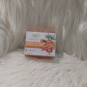 MISS BEAUTE CARROT AND PAPAYA ARGAN OIL SOAP
